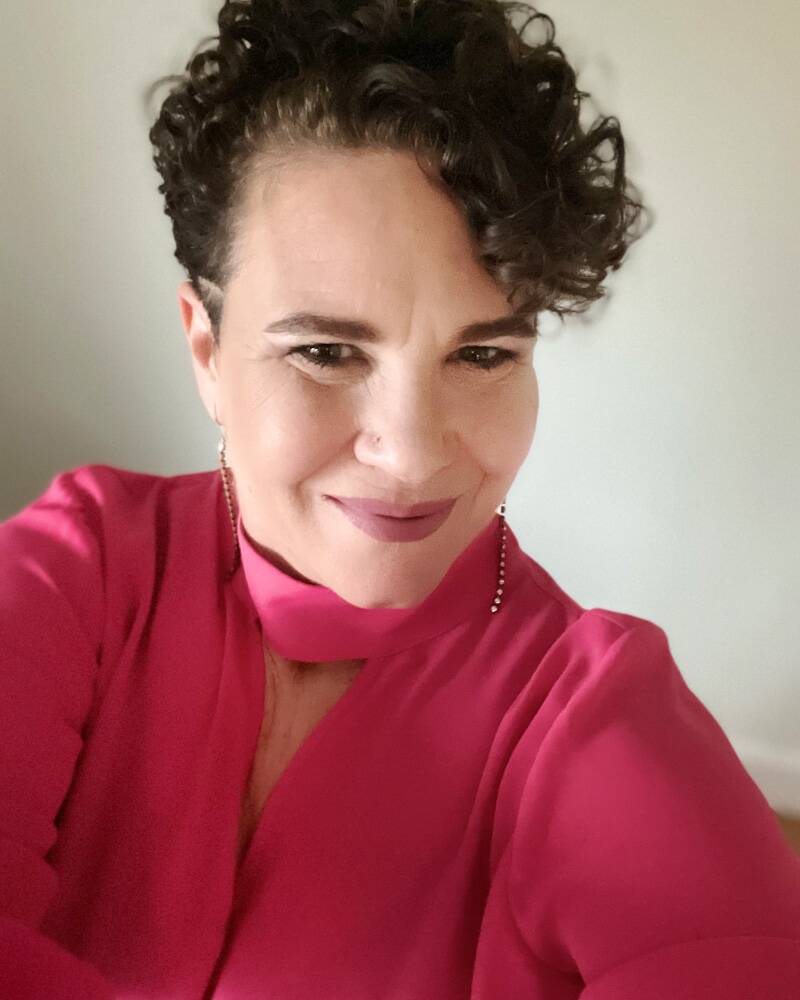 Odelia is a relationship coach in Tenafly, New Jersey